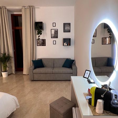 Astorya E' Napoli Hotel Luaran gambar