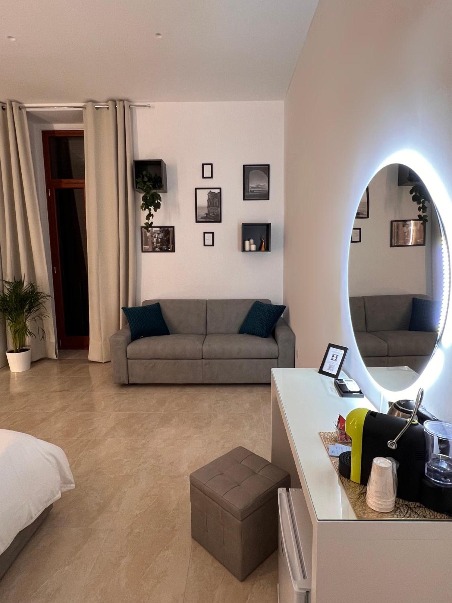 Astorya E' Napoli Hotel Luaran gambar