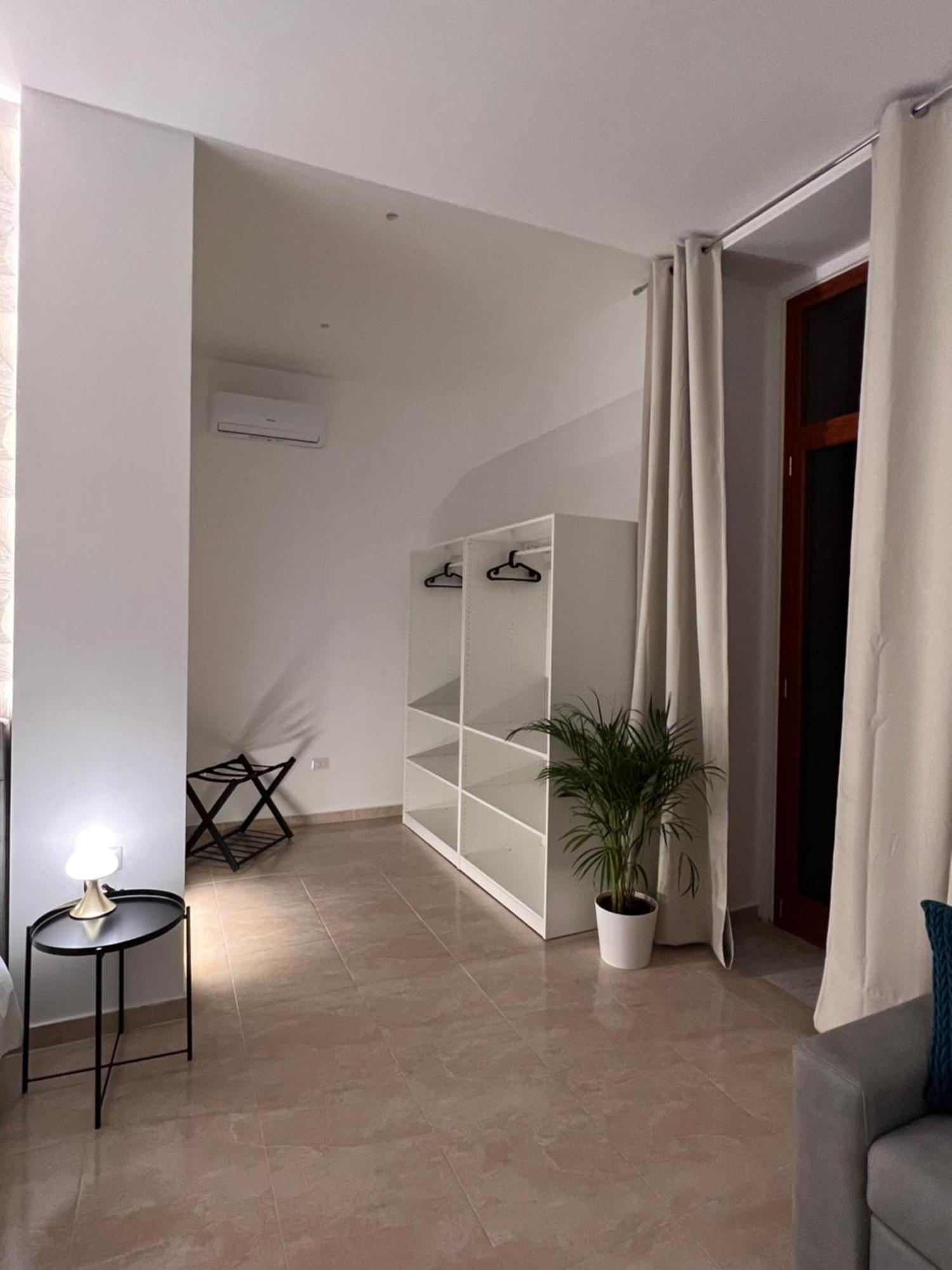 Astorya E' Napoli Hotel Luaran gambar